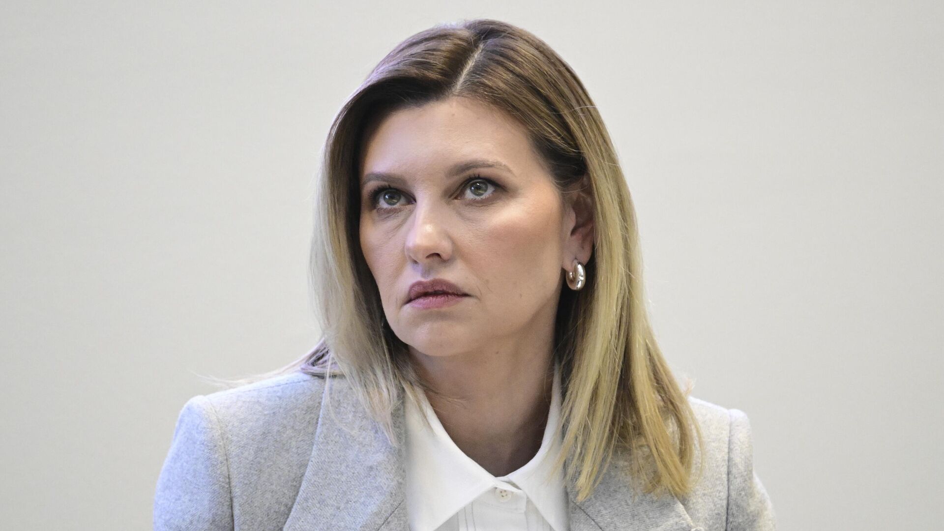 Экс-подполковник СБУ обвинил фонд Зеленской в торговле детьми с Украины